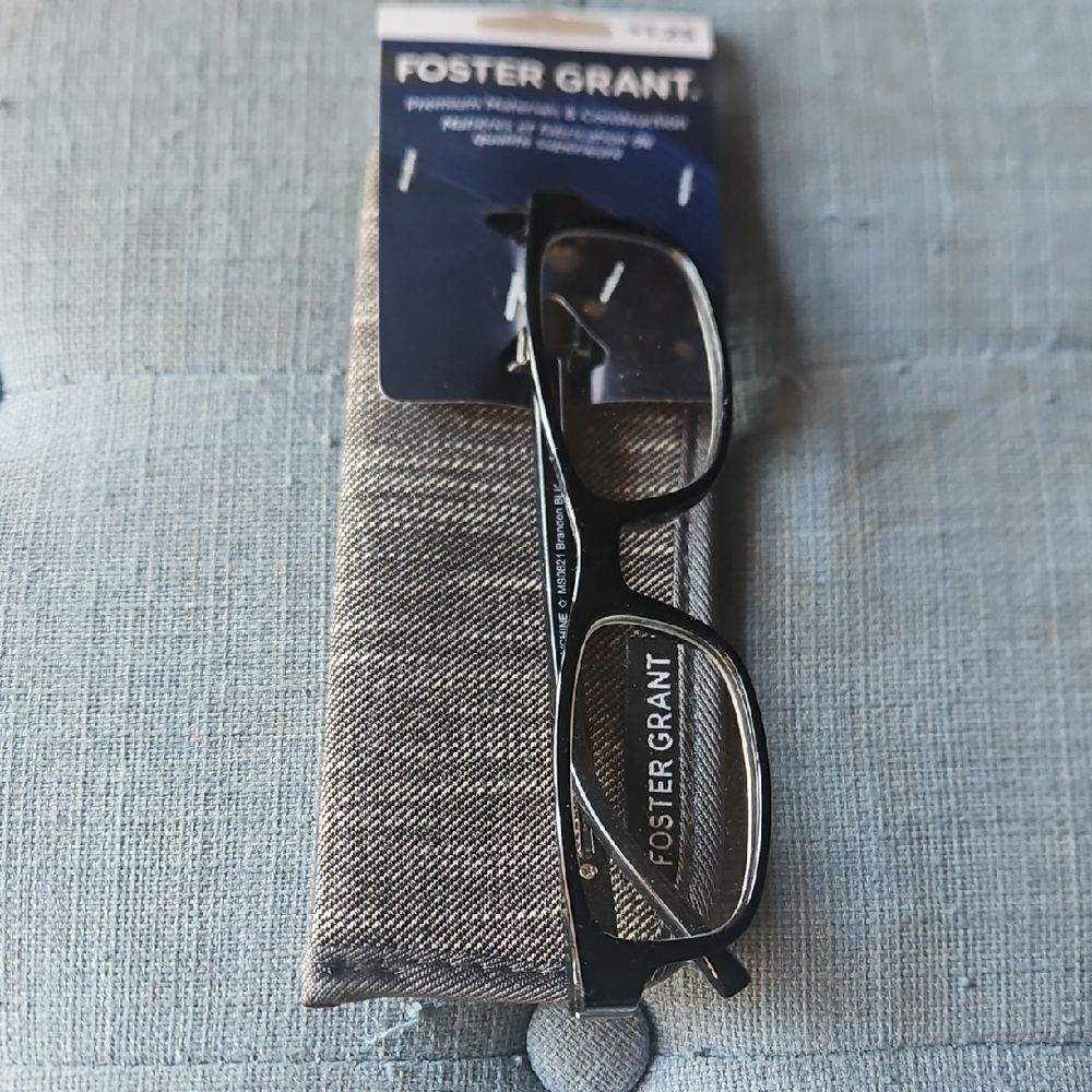 🌟3/$25🌟 Foster Grant Black Glasses with Case + 1.25